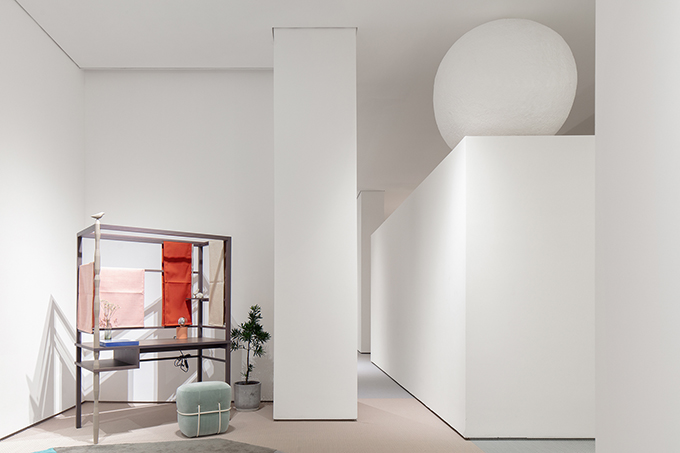 Yi's House Showroom by Peng & Partners