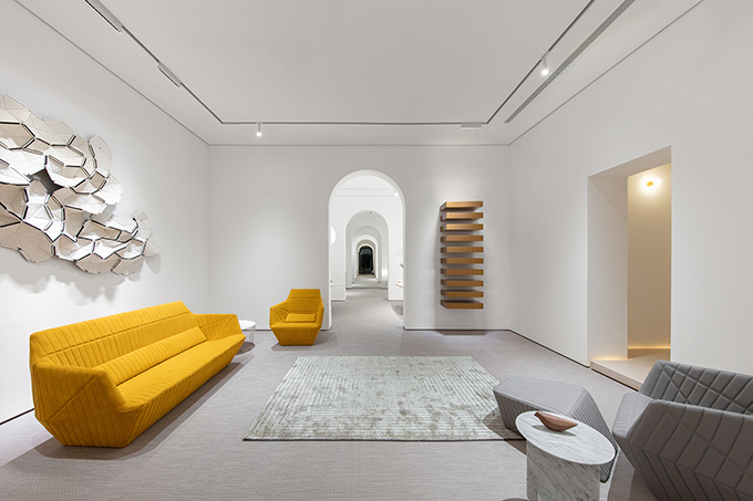 Yi's House Showroom by Peng & Partners