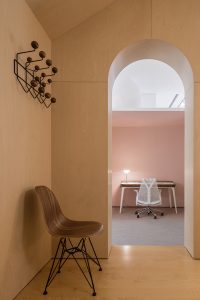 Yi's House Showroom by Peng & Partners