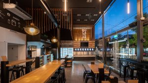 Bocatoma Taproom by VS arquitectura