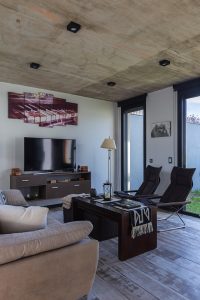 Torres House by Moirë Arquitectos