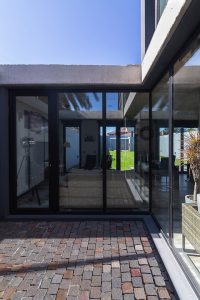 Torres House by Moirë Arquitectos