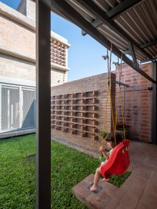 CARMELA HOUSE by ABUD + NOMADA Architects