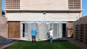 CARMELA HOUSE by ABUD + NOMADA Architects