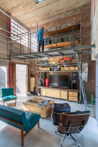 CARMELA HOUSE by ABUD + NOMADA Architects