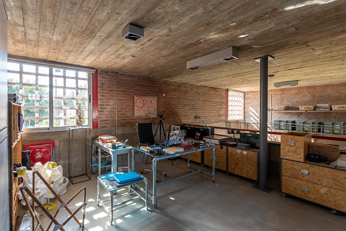 CARMELA HOUSE by Fae + NOMADA Architects