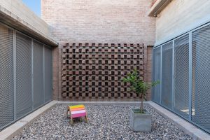 CARMELA HOUSE by ABUD + NOMADA Architects