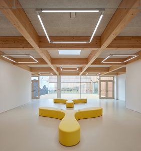 Elementary School Amos by SOA architekti