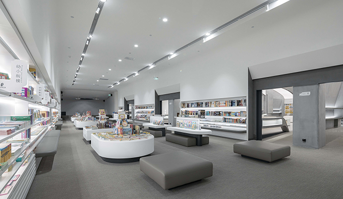 Fengdong E Pang Bookstore by Gonverge Interior Design