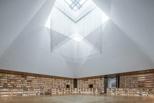 Fengdong E Pang Bookstore by Gonverge Interior Design