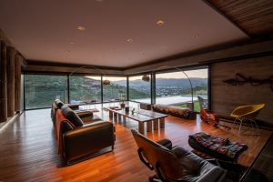 HOUSE Hidden in the Scenery by Bender Freiberg Arquitectos