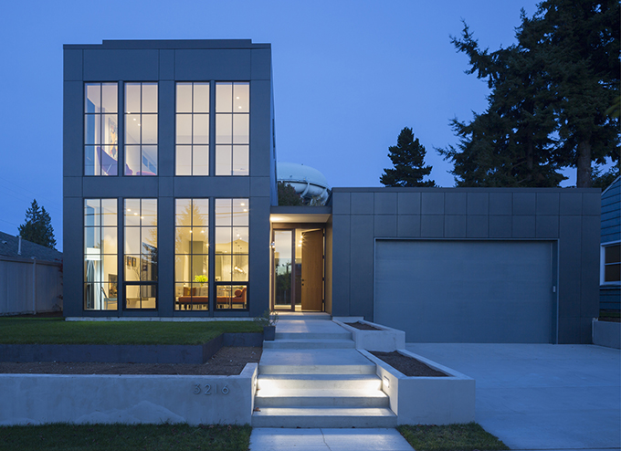 Magnolia Modern Residence by Rerucha Studio