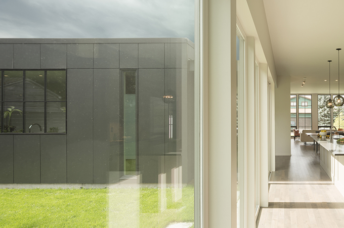 Magnolia Modern Residence by Rerucha Studio