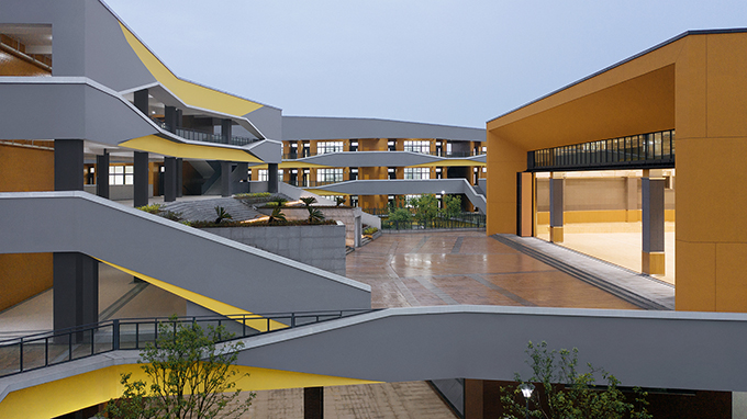 Yongjiang Experimental School by DC Alliance