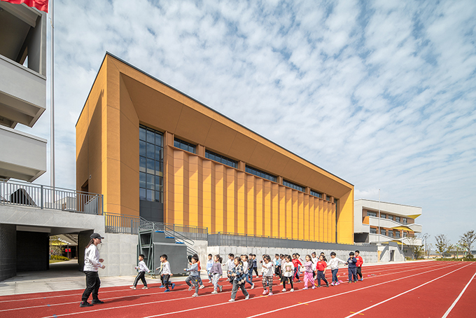 Yongjiang Experimental School by DC Alliance