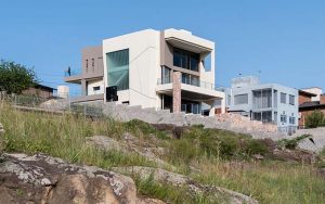 Casa FL by Castellino Arquitectos