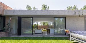 Casa LP.0405 by Nómade Arquitectura