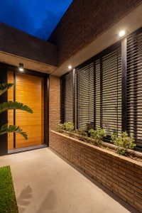 Casa LP.0405 by Nómade Arquitectura