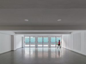 Garden No. 1207 Dr. Sara Faisal by Estudio VIC