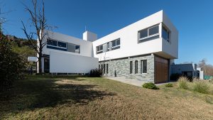 House in Q2 by MZ Arquitectos