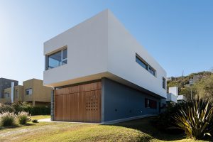 House in Q2 by MZ Arquitectos
