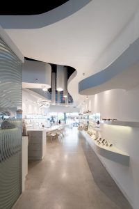 Lazzarini Optics by Castellino Arquitectos