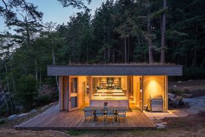 Lone Madrone by Heliotrope Architects
