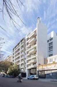 ATH60 Building by Cubero Rubio