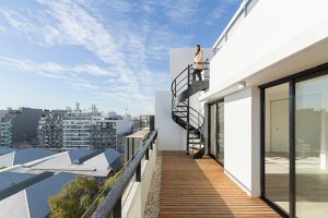 ATH60 Building by Cubero Rubio