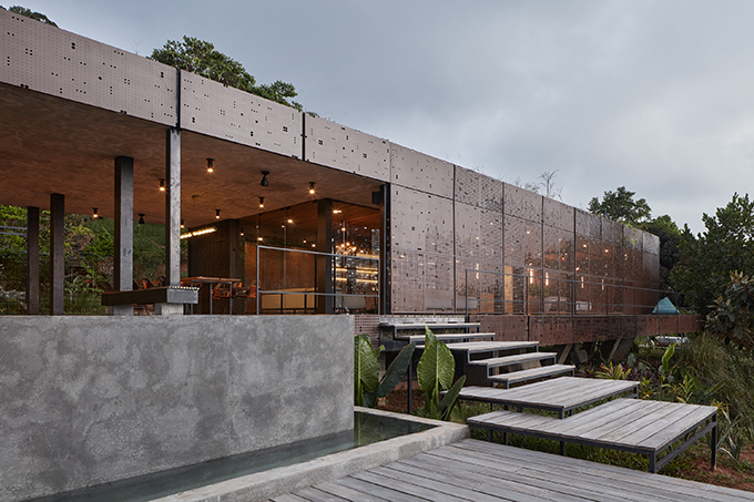 Atelier Villa by Formafatal