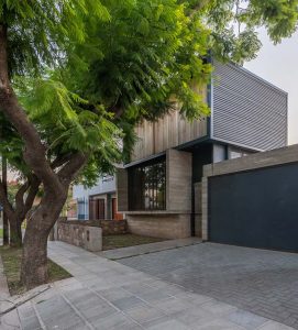 Casa Urrutia by Sol Blanc