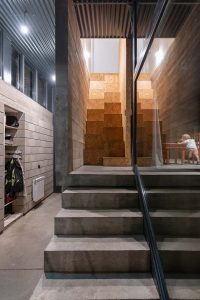 Casa Urrutia by Sol Blanc