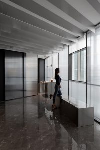 Heng Salon by wutongstudio