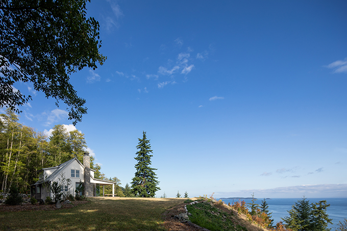 Outward Bound by Heliotrope Architects