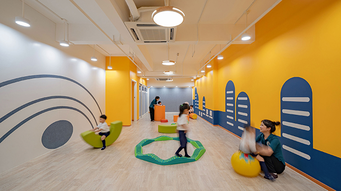 Pony Running Daycare Showroom by VMDPE Design