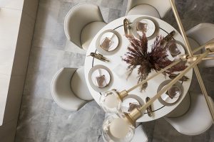 dining room round table for 6