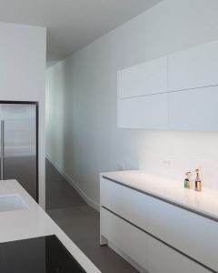 TRA House by (ma!ca) architecture