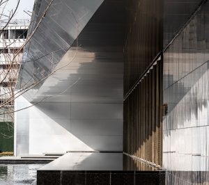The "Jin " Life Aesthetics Hall by LWM ARCHITECTS + Shanghai Yue Jie