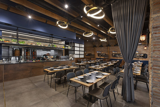 Toro Restaurant by Dana Shaked