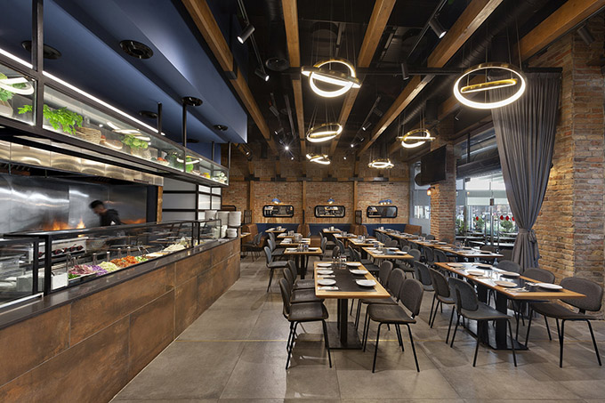 Toro Restaurant by Dana Shaked