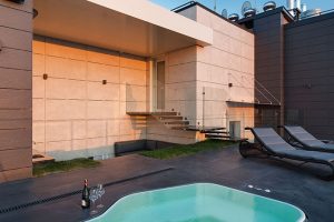 White Penthouse by Capital Construction