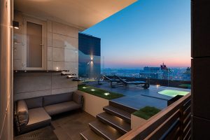 White Penthouse by Capital Construction