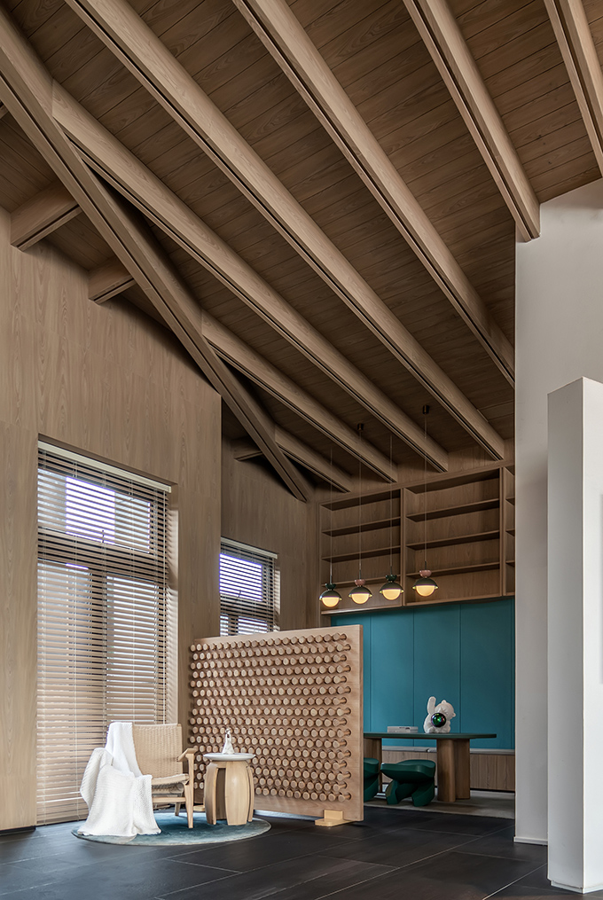 ZOINA AUSPICIOUS OMEN SALES CENTER by DAS Design