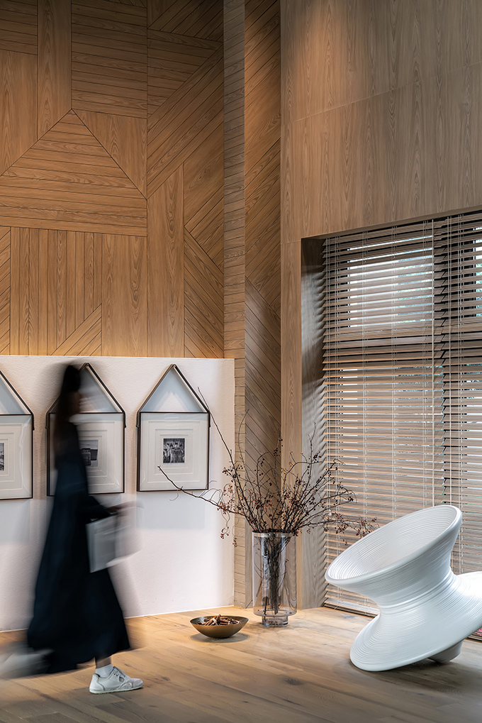 ZOINA AUSPICIOUS OMEN SALES CENTER by DAS Design