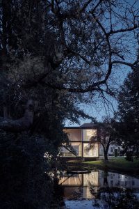 ARK - modular showroom for GAB by Ark-shelter