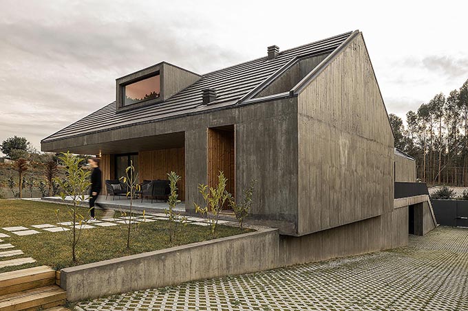 Casa CG by Pedro Henrique Arquiteto
