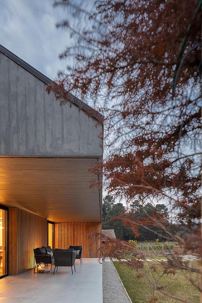 Casa CG by Pedro Henrique Arquiteto