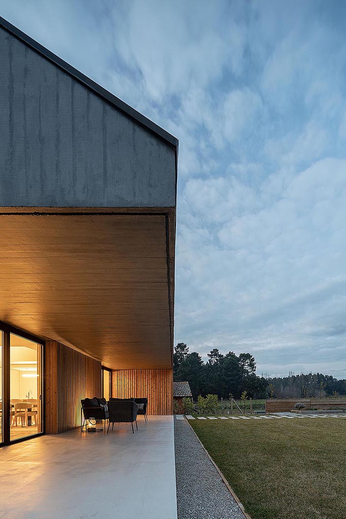 Casa CG by Pedro Henrique Arquiteto