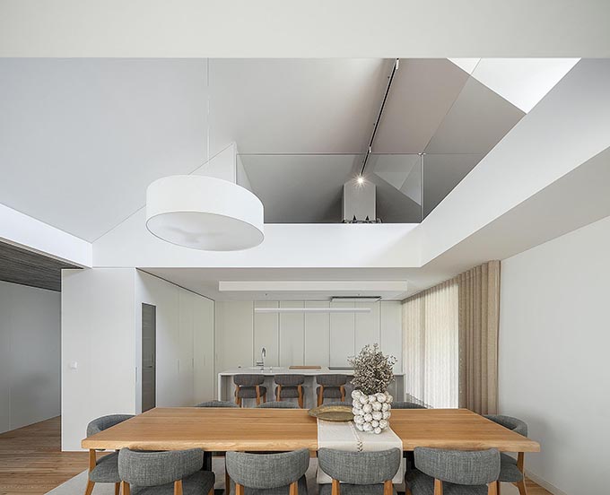 Casa CG by Pedro Henrique Arquiteto