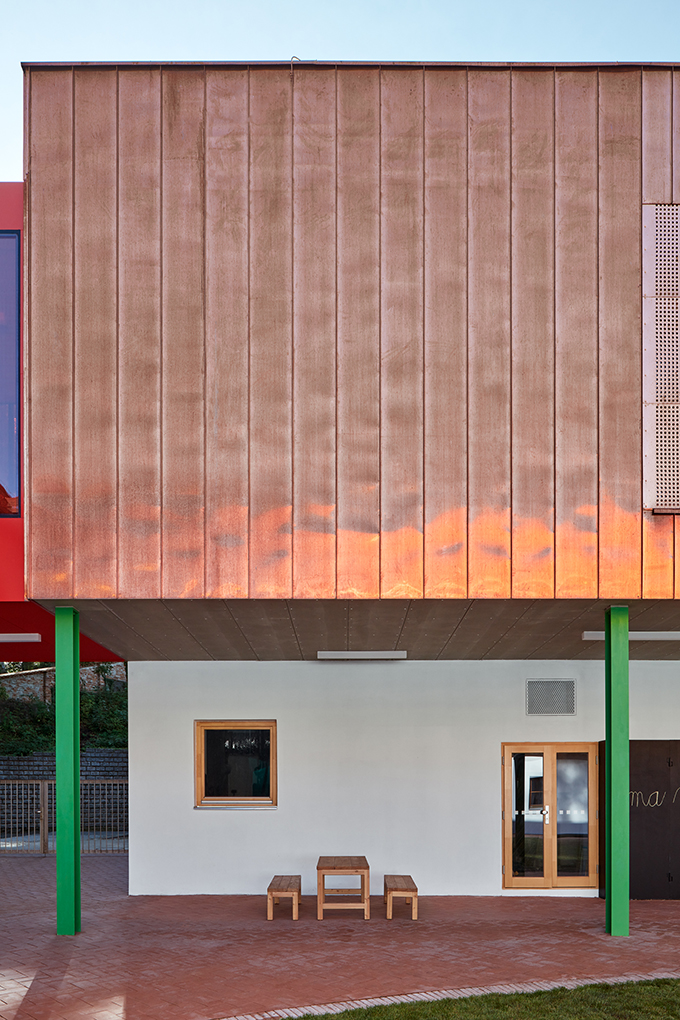 Elementary School Vřesovice by Public Atelier and FUUZE